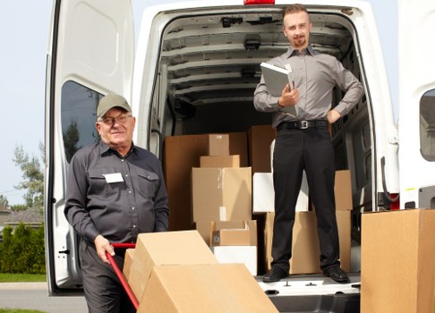 Man and van service helping with a Bermondsey home move